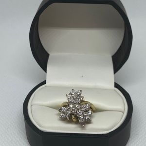 Solid 14kt yellow gold diamond ring